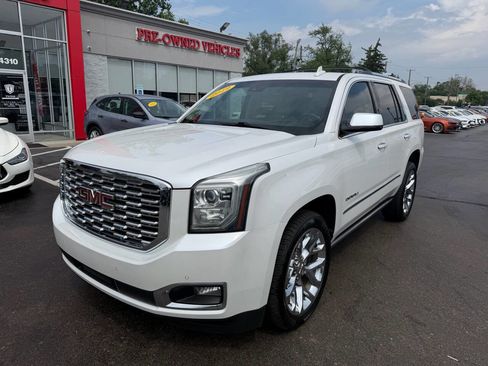 Used 2019 GMC Yukon Denali w/ Denali Ultimate Package AWD/4WD image 1