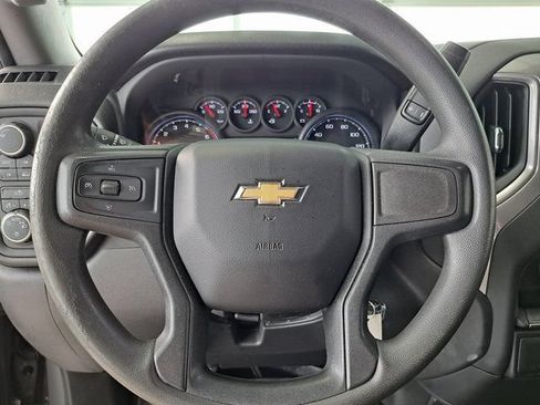 Used 2022 Chevrolet Silverado 1500 Custom AWD/4WD image 8