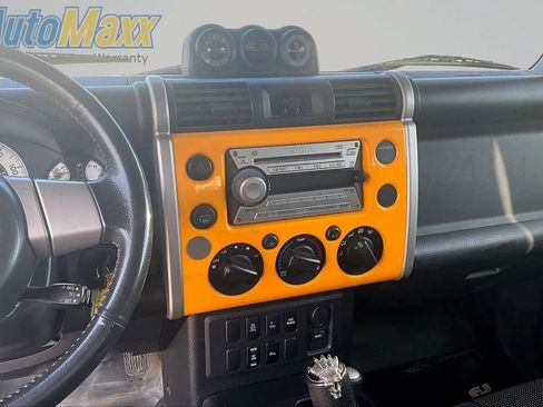 Used 2007 Toyota FJ Cruiser 4WD image 9