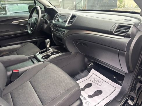 Used 2019 Honda Ridgeline Sport image 19