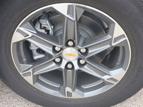 New 2025 Chevrolet Blazer LT w/ Convenience Package image 19