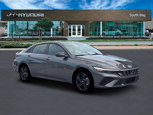 New 2026 Hyundai Elantra Sport image 10