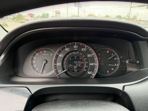 Used 2014 Honda Accord Sport image 24
