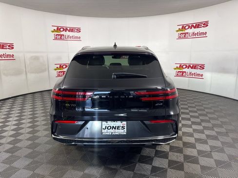 New 2026 Genesis GV70 2.5T Advanced AWD/4WD image 15