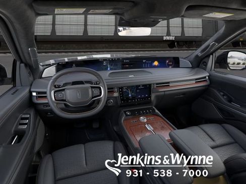 New 2026 Lincoln Navigator L Black Label AWD/4WD image 9