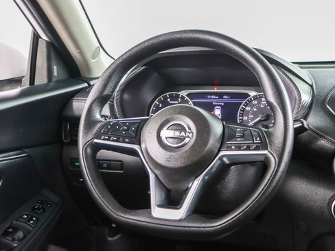 Used 2024 Nissan Sentra SV FWD image 12