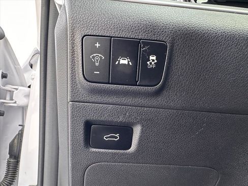 Used 2022 Kia K5 GT-Line image 17