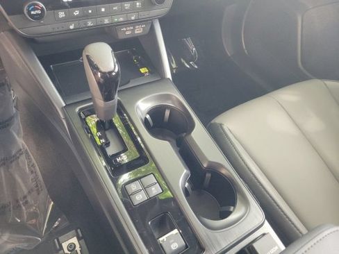 Certified 2026 Subaru Outback Premium AWD/4WD image 20