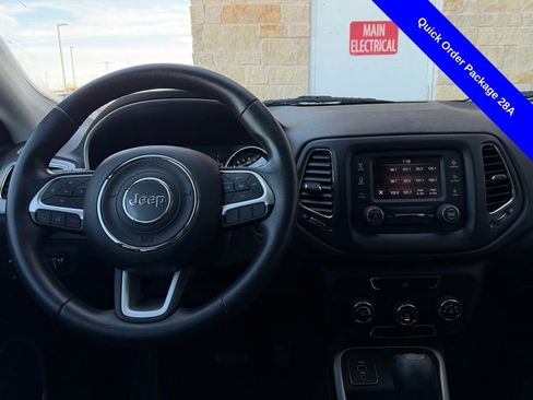 Used 2018 Jeep Compass Sport image 7