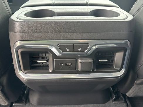 Used 2021 Chevrolet Silverado 1500 High Country w/ Technology Package AWD/4WD image 22