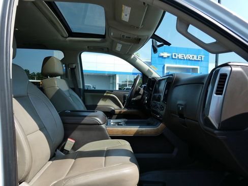 Used 2018 Chevrolet Silverado 1500 LTZ w/ High Desert Package AWD/4WD image 14