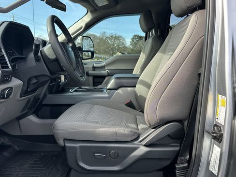 Used 2021 Ford F250 XLT w/ XLT Premium Package image 9