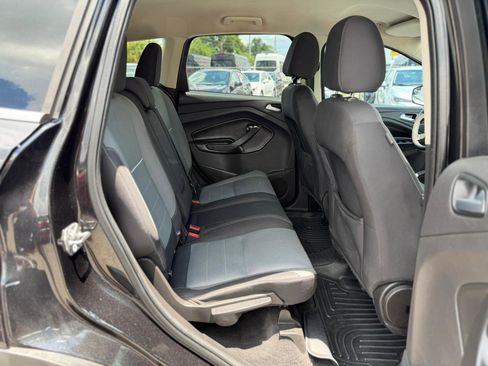 Used 2015 Ford Escape SE FWD image 10