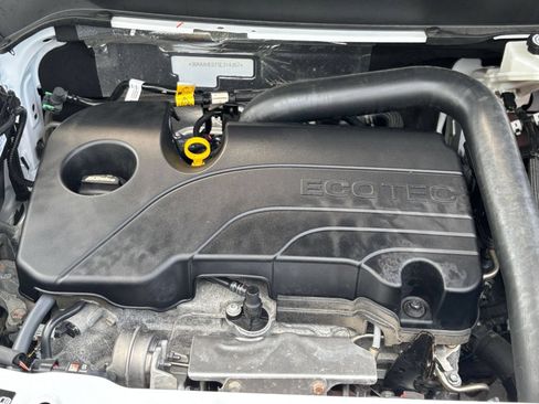 Used 2025 Chevrolet Equinox LT FWD image 25