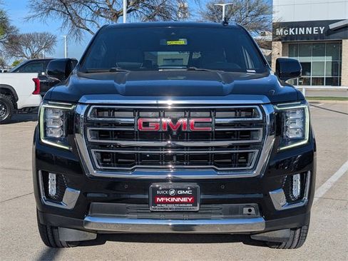 Used 2022 GMC Yukon XL SLT w/ SLT Luxury Package image 6