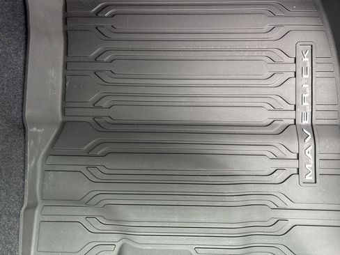 New 2025 Ford Maverick XLT w/ XLT Luxury Package image 15