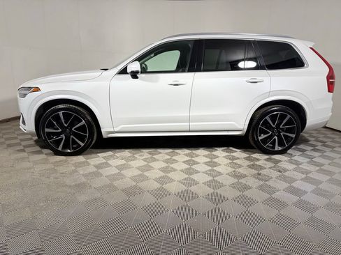 Used 2021 Volvo XC90 T6 Momentum w/ Protection Package Premier AWD/4WD image 3