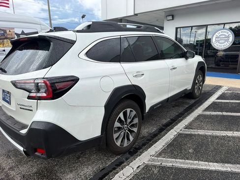 Used 2025 Subaru Outback Touring XT w/ Popular Package #2 AWD/4WD image 8