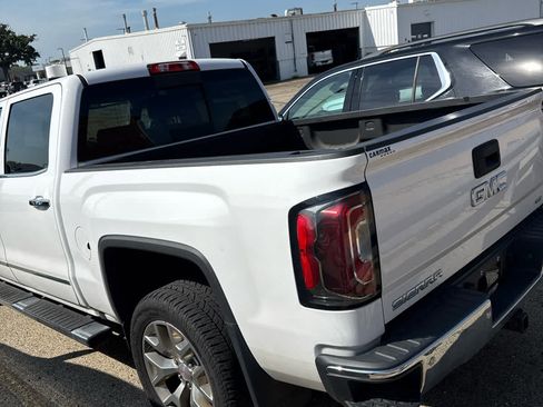 Used 2018 GMC Sierra 1500 SLT w/ SLT Premium Package AWD/4WD image 2