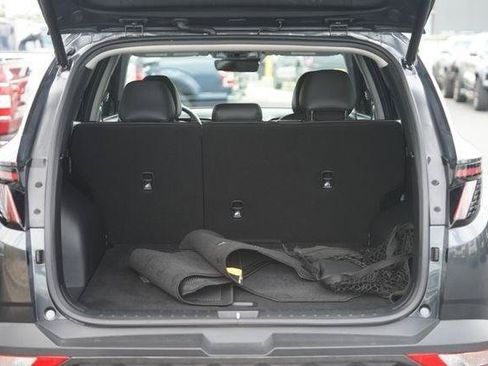 Used 2023 Hyundai Tucson Limited FWD image 32