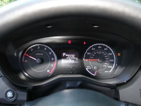 Used 2018 Subaru Crosstrek 2.0i AWD/4WD image 23