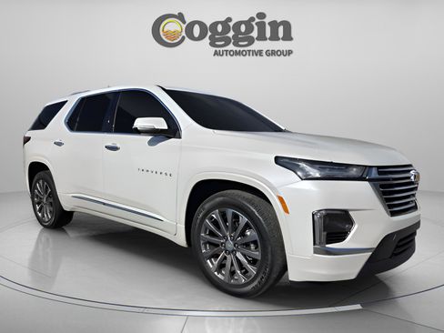 Used 2023 Chevrolet Traverse Premier image 13
