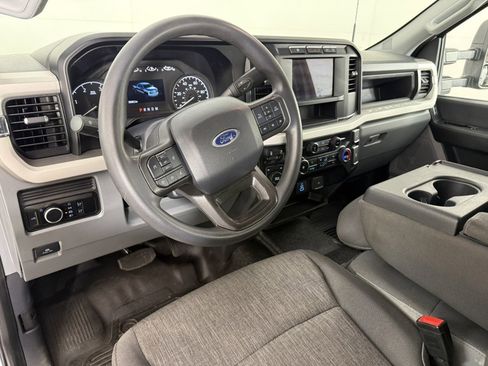 Used 2023 Ford F350 XL w/ FX4 Off-Road Package AWD/4WD image 14
