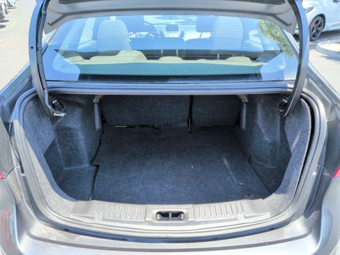 Used 2016 Ford Fiesta SE FWD image 29