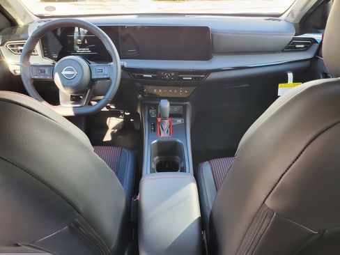 New 2026 Nissan Kicks SR image 11