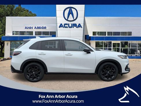 Used 2024 Honda HR-V Sport image 6