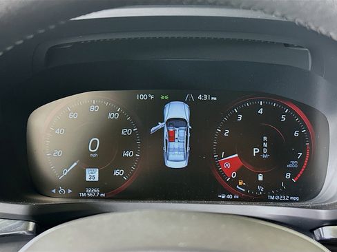 Used 2022 Volvo S60 B5 Momentum w/ Premium Package FWD image 19