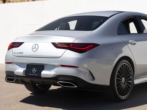 Used 2026 Mercedes-Benz CLA 250 image 11