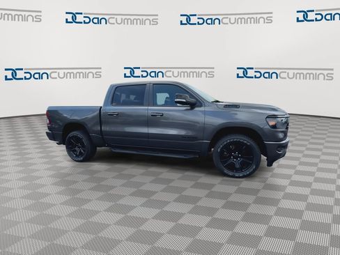 Used 2022 RAM 1500 Big Horn AWD/4WD image 9