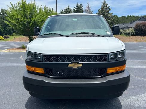 New 2026 Chevrolet Express 2500 Extended RWD image 7