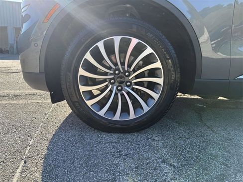 Used 2024 Lincoln Aviator Reserve w/ Elements Package Plus image 10