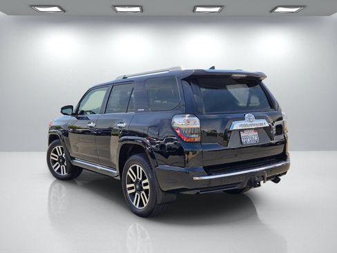 Used 2022 Toyota 4Runner Limited RWD image 6