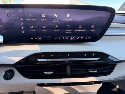 New 2026 Buick Enclave Avenir w/ Super Cruise Package AWD/4WD image 18