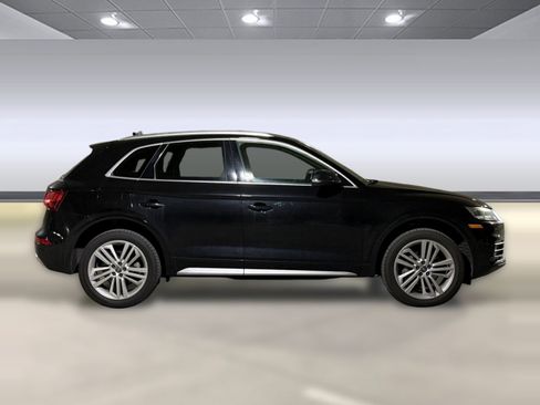 Used 2018 Audi Q5 Premium Plus image 8