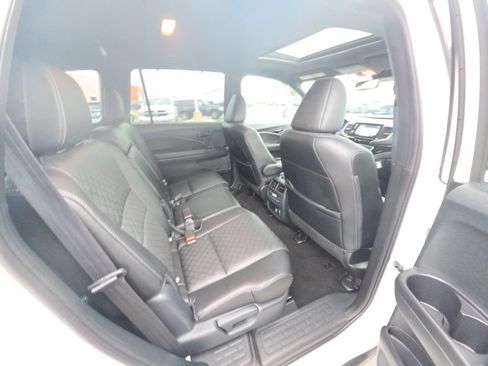 Used 2023 Honda Passport Elite image 32