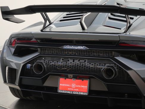 Used 2022 Lamborghini Huracan STO RWD image 31