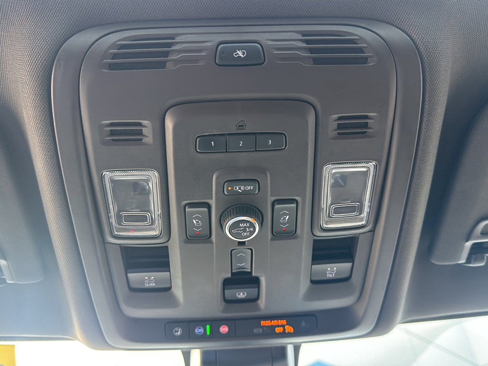 Used 2021 GMC Yukon Denali w/ Denali Ultimate Package AWD/4WD image 48