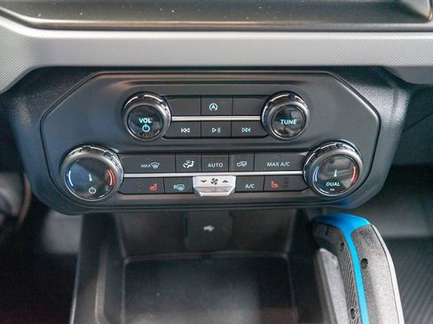 Used 2022 Ford Bronco Black Diamond image 23