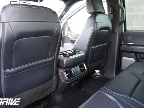 Used 2025 Ford F150 Lariat image 37