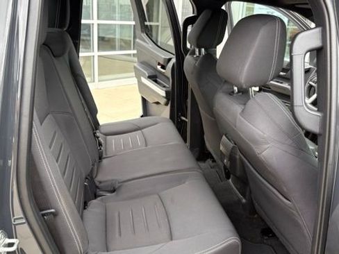 Used 2024 Toyota Tacoma TRD Off-Road image 25