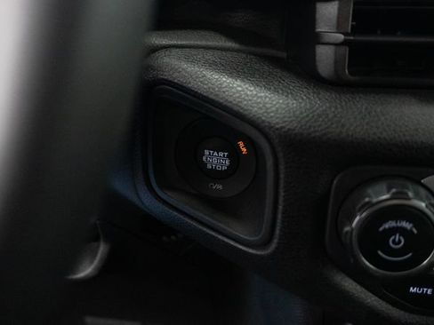 Used 2024 Jeep Wrangler Unlimited Sport AWD/4WD image 12