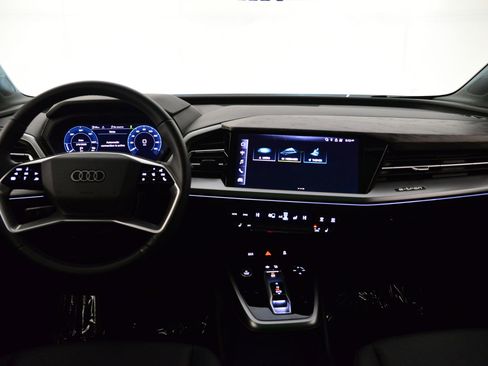 Used 2024 Audi Q4 e-tron Premium w/ Convenience Package image 13
