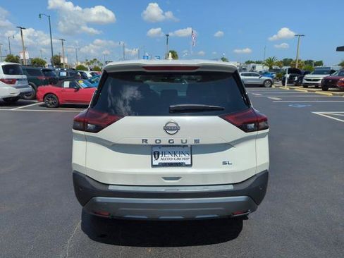 Certified 2023 Nissan Rogue SL w/ SL Premium Package FWD image 7