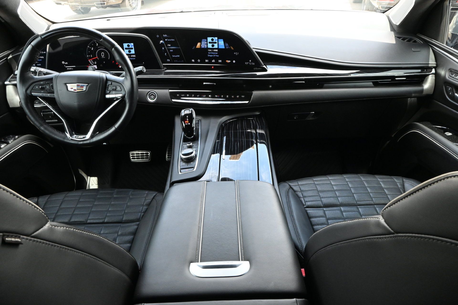 Certified 2023 Cadillac Escalade V AWD/4WD image 7