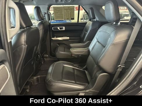 Used 2023 Ford Explorer XLT w/ Equipment Group 202A AWD/4WD image 5