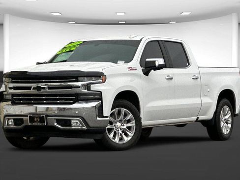 Used 2019 Chevrolet Silverado 1500 LTZ image 2
